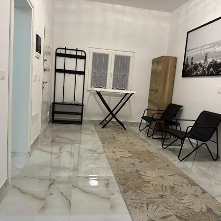 Qelia * Durrës