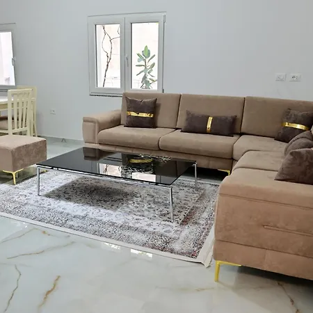 Qelia Lejlighed Durrës